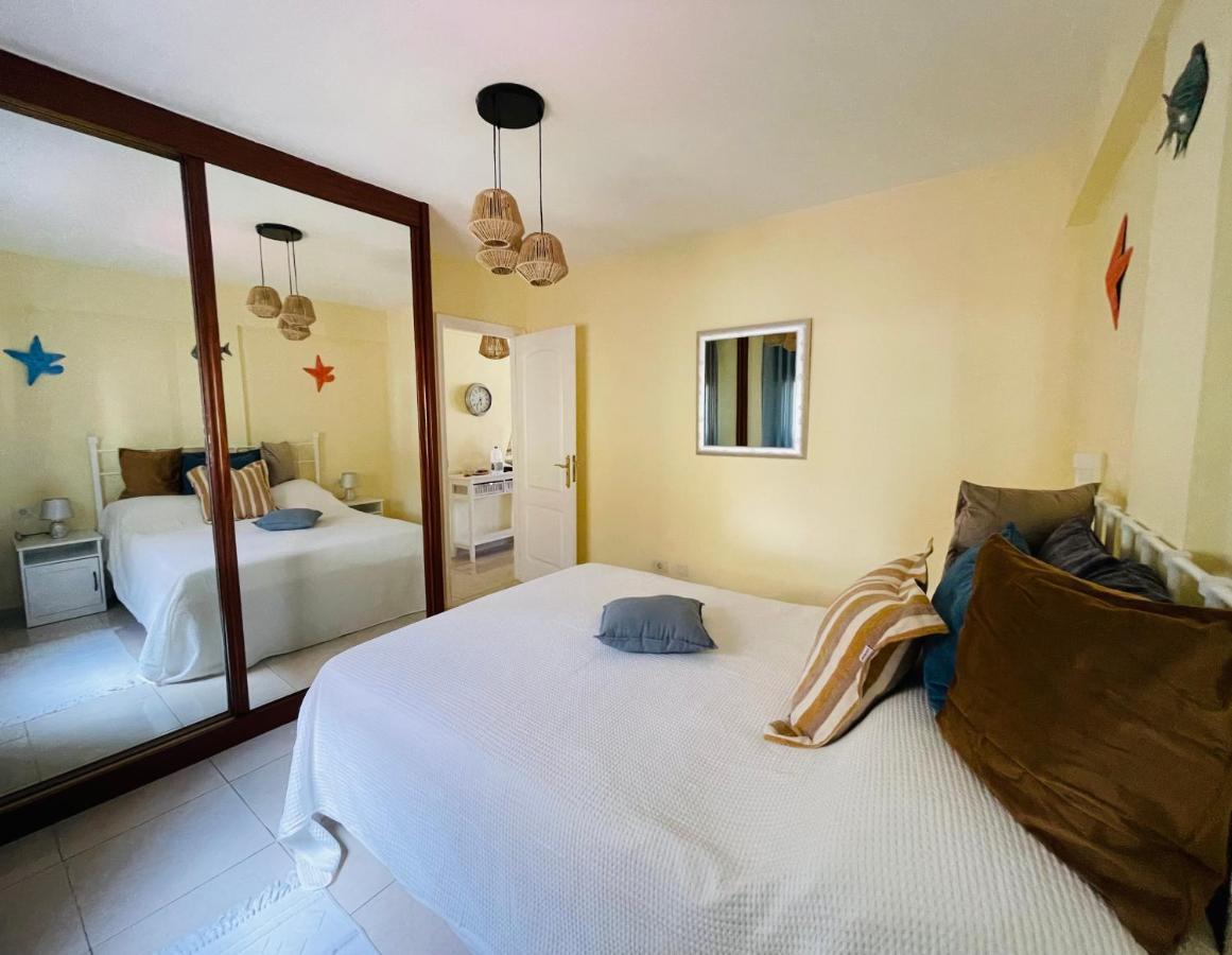 Apartment Mona's Point Tenerife - Aircon, Private Parking And Heated Pool *
