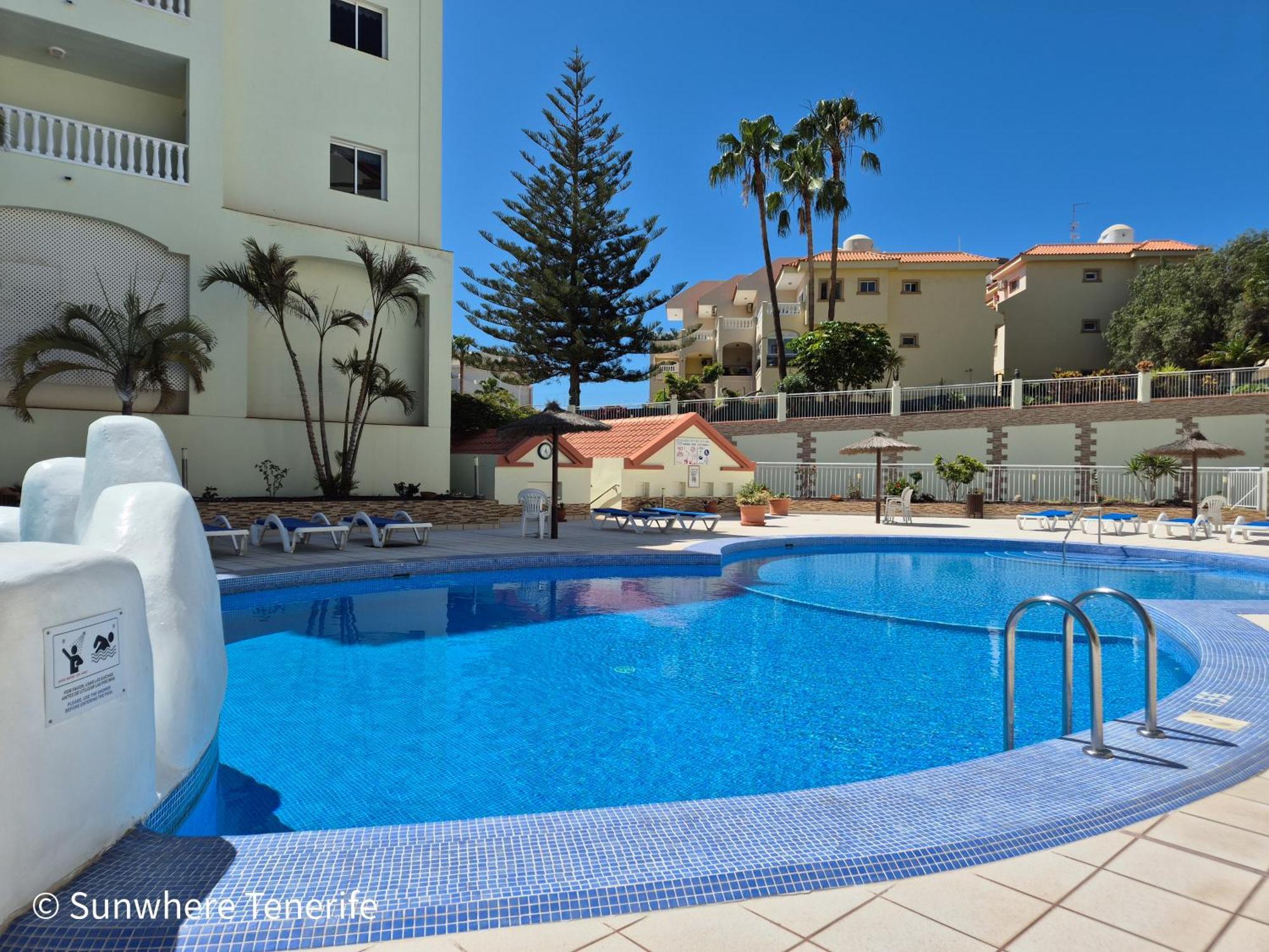 Mona's Point Tenerife - Aircon, Private Parking And Heated Pool *